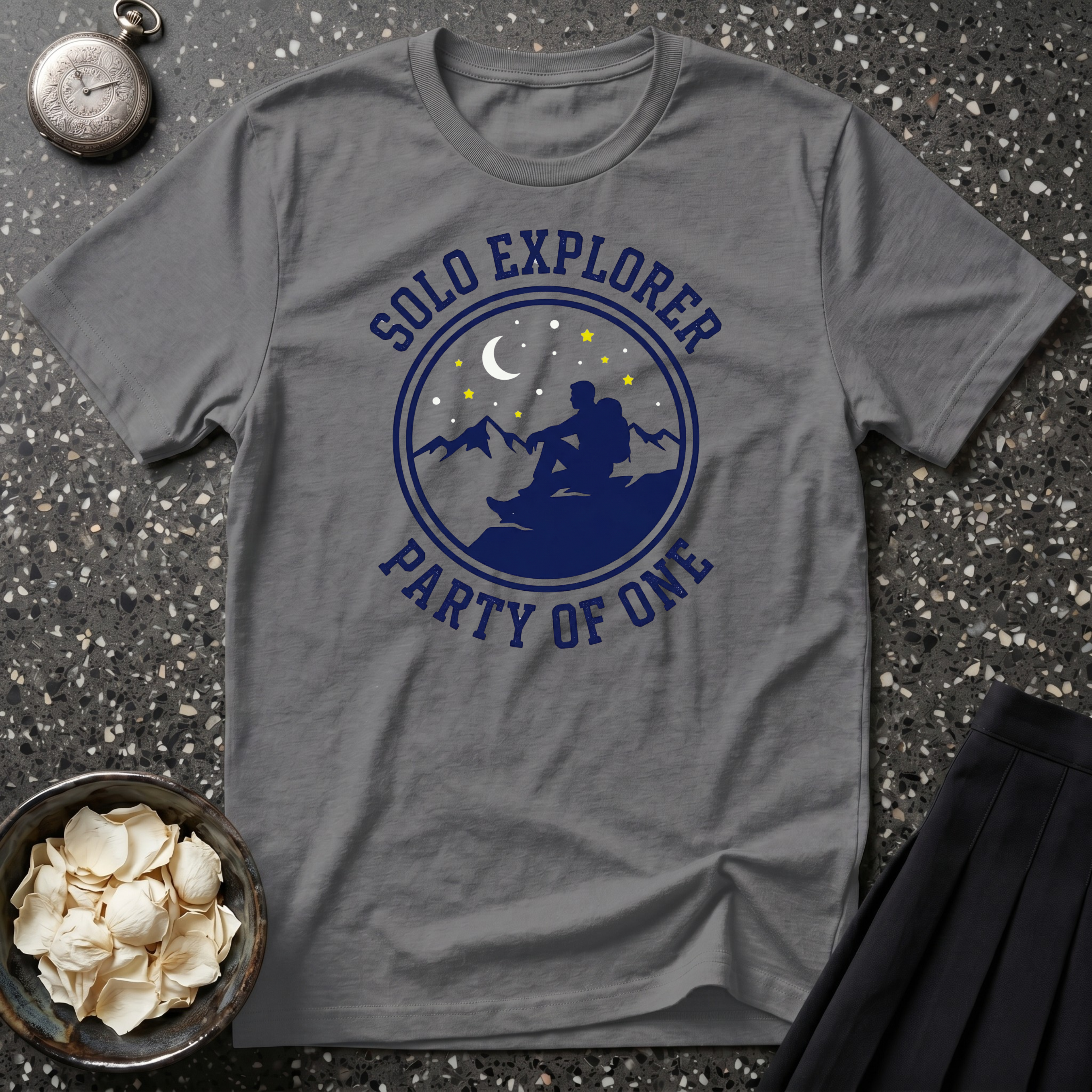 Solo Explorer Round T-Shirt